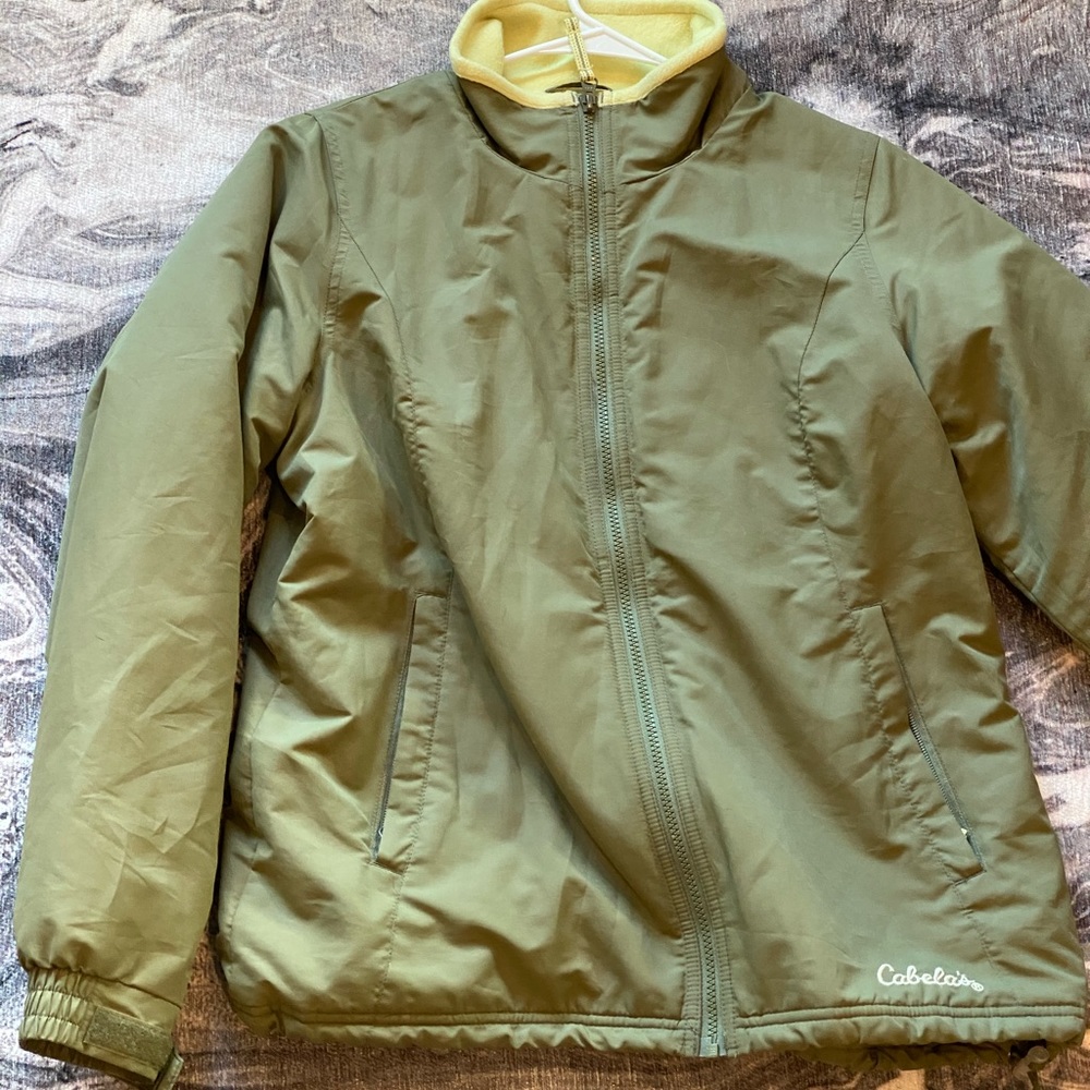 Cabelas outer shell jacket with fleece lining